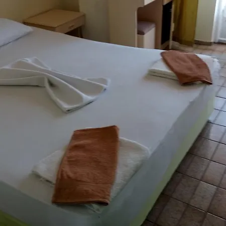 Oda ve Kahvaltı Turkuaz 3*